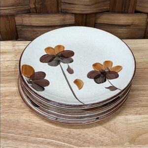 Mayon Ceramics Floral Ceramic Plates - Brown and Orange